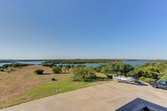 $998,500 | 46 Bonita Vista Drive, Justiceburg, TX 79330
