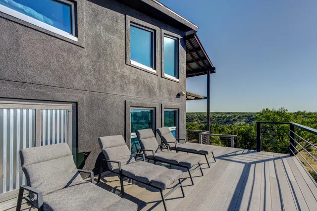 $998,500 | 46 Bonita Vista Drive, Justiceburg, TX 79330