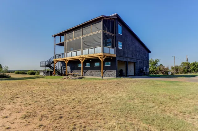 $998,500 | 46 Bonita Vista Drive, Justiceburg, TX 79330