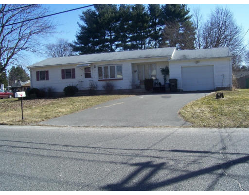 17 Sunbrier Road Springfield, MA 01129 - Photo 1 of 1 a view of a yard in front of a house