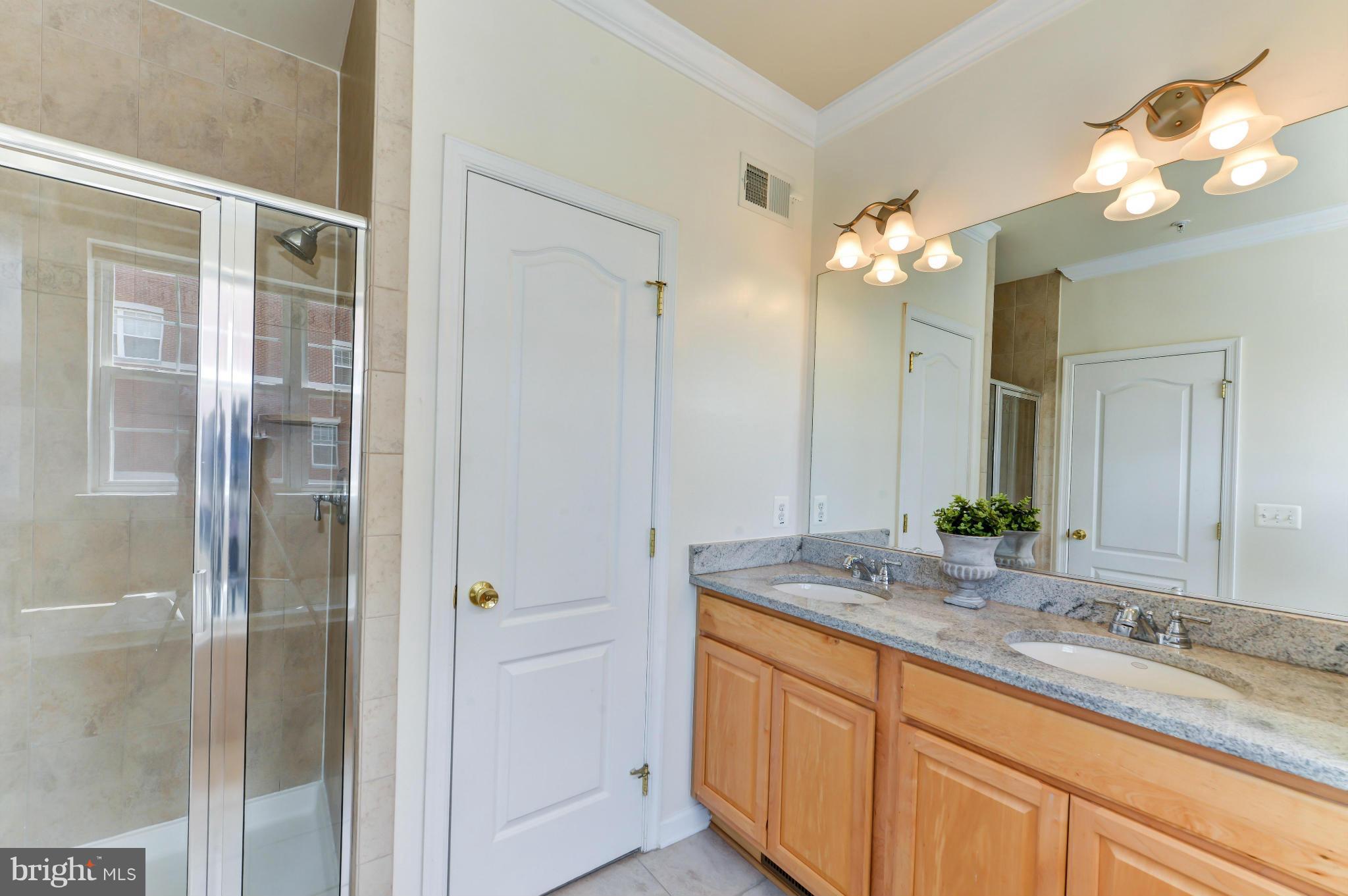 12430 Liberty Bridge Road, Unit A Fairfax, VA 22033 - Photo 17 of 29 Bath (Master)