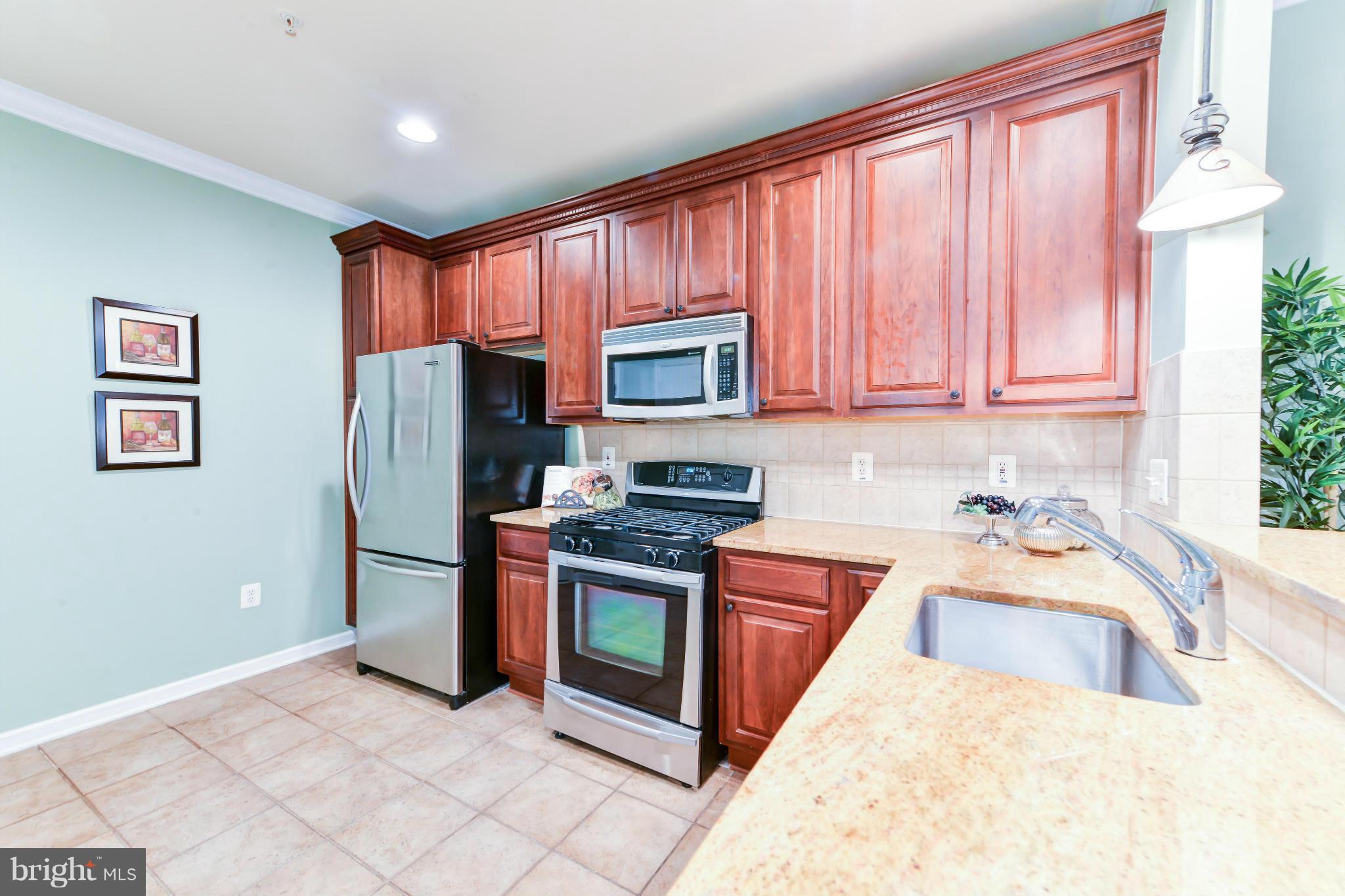 12430 Liberty Bridge Road, Unit A Fairfax, VA 22033 - Photo 7 of 29 Kitchen