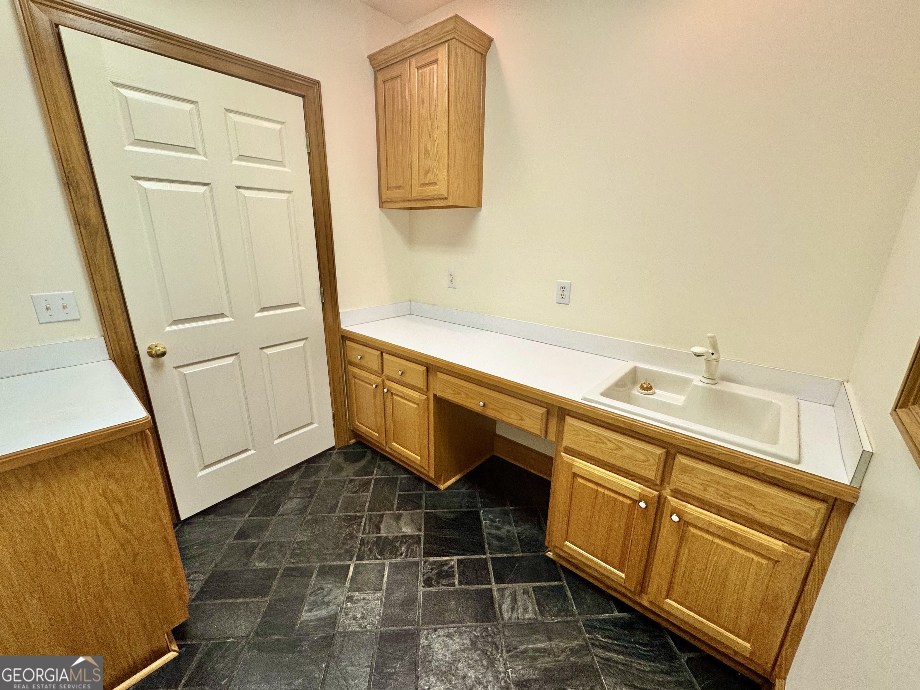 1310 Deerwood Drive Rutledge, GA 30663 - Photo 20 of 57 Laundry Room