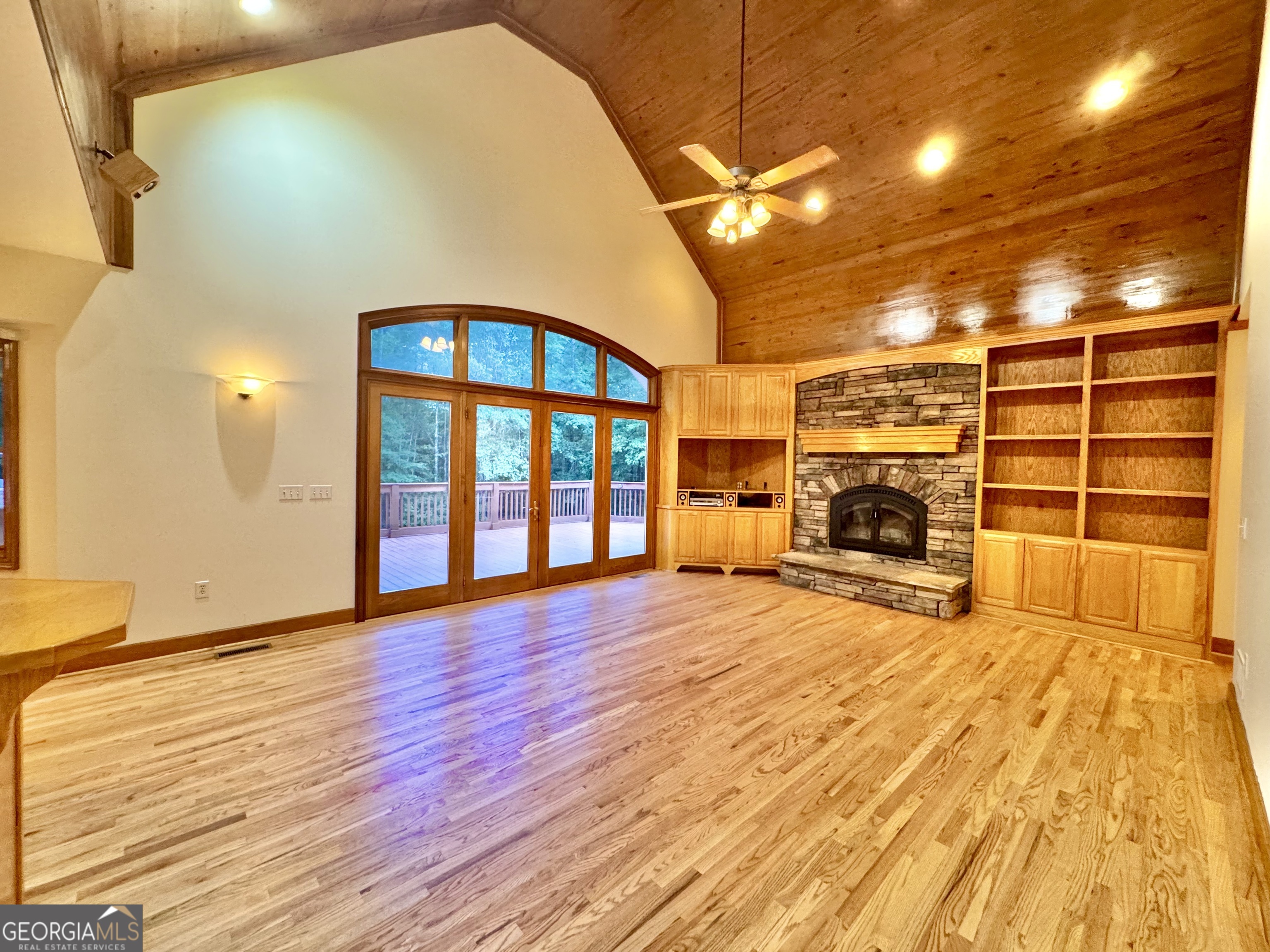 1310 Deerwood Drive Rutledge, GA 30663 - Photo 4 of 57