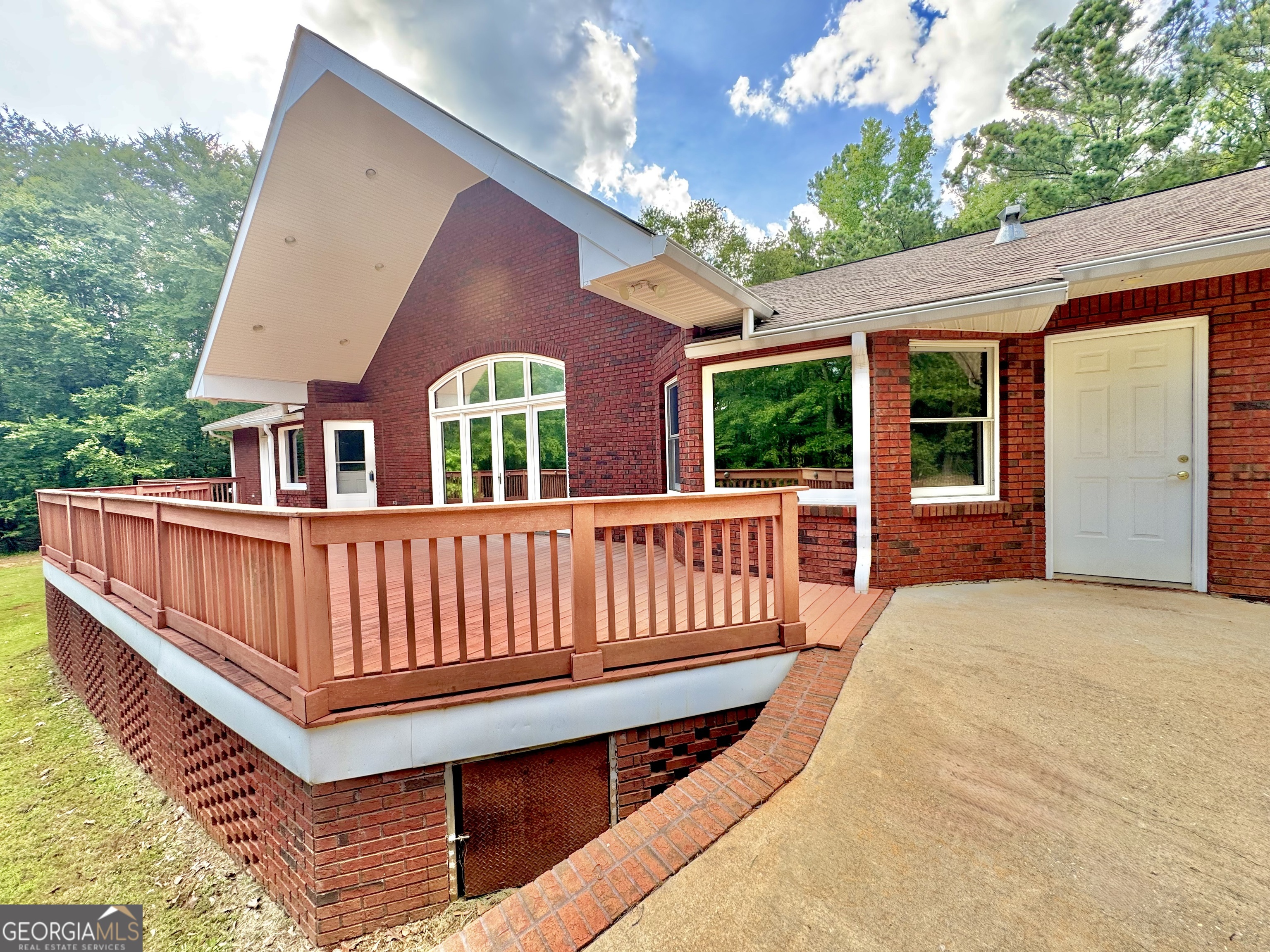 1310 Deerwood Drive Rutledge, GA 30663 - Photo 46 of 57