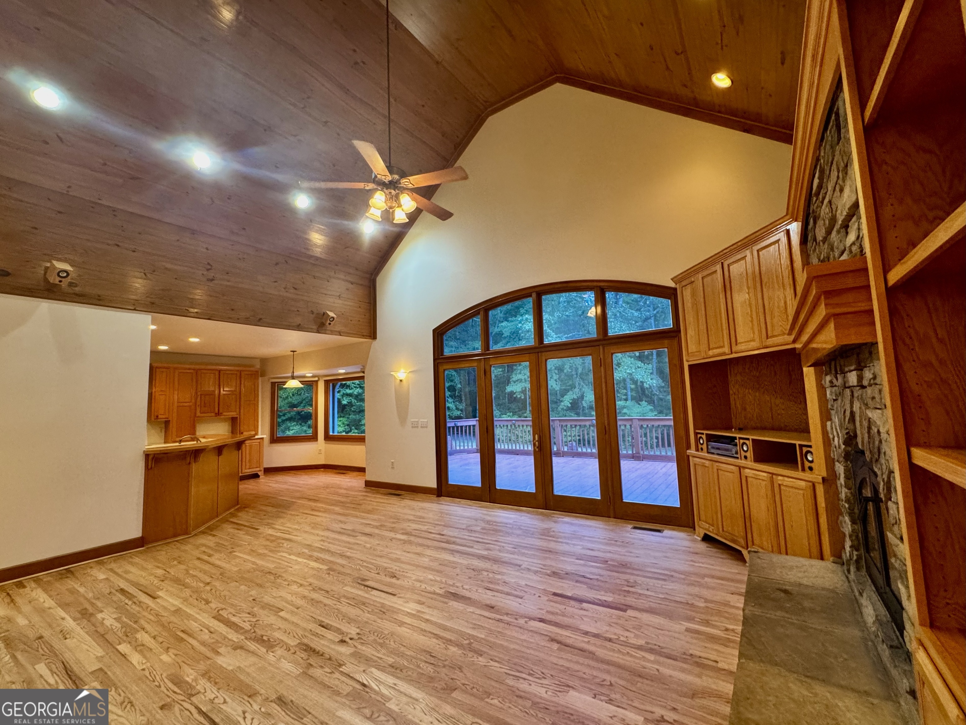 1310 Deerwood Drive Rutledge, GA 30663 - Photo 6 of 57