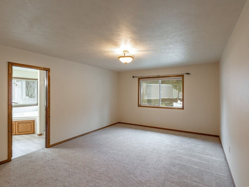 303 West Arrow Lane Spokane, WA 99208 - Photo 9 of 19