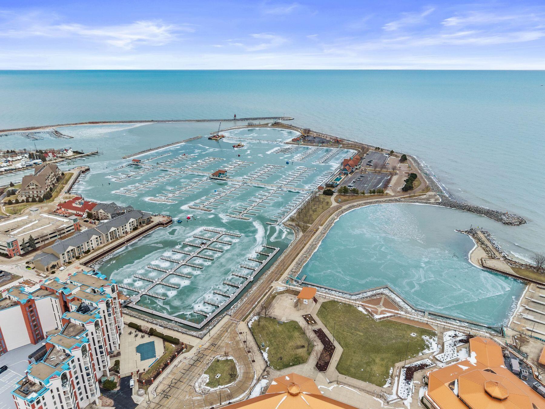 718 Lake Avenue Racine, WI 53403 - Photo 31 of 31 718 Lake Ave