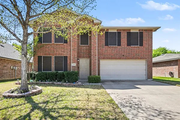 $2,600 | 1349 Southwest Hillside Drive, Burleson, TX 76028