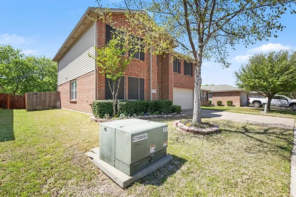 $2,600 | 1349 Southwest Hillside Drive, Burleson, TX 76028