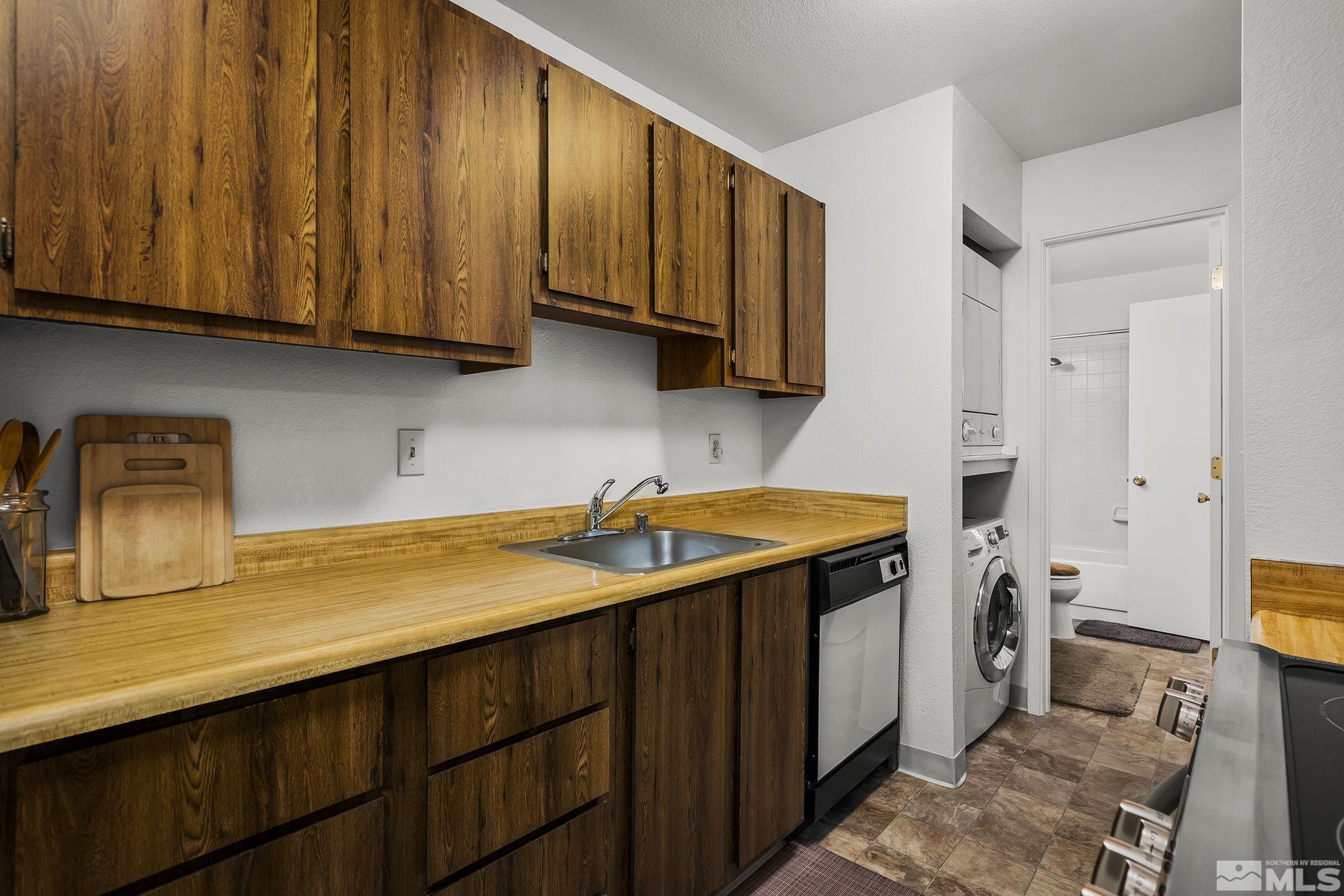 4392 Matich Drive Reno, NV 89502 - Photo 6 of 19 Photo 6