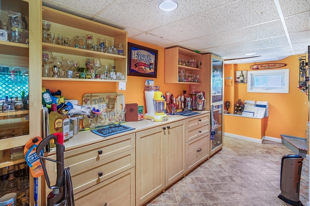 65 Fowler Street Randolph, MA 02368 - Photo 11 of 22