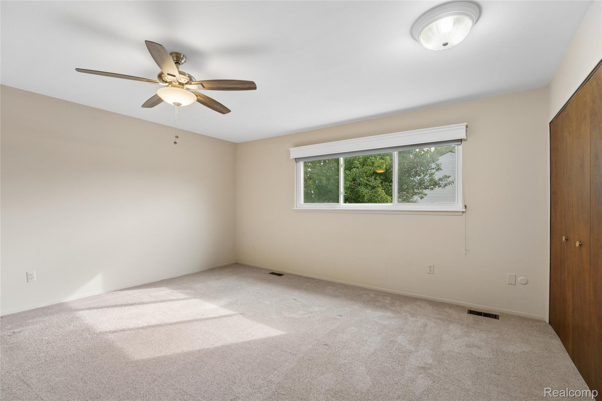 131 Manor Way, Unit 1 Rochester, MI 48309 - Photo 17 of 25 017_beyc6ab5b45f0eb87.jpg