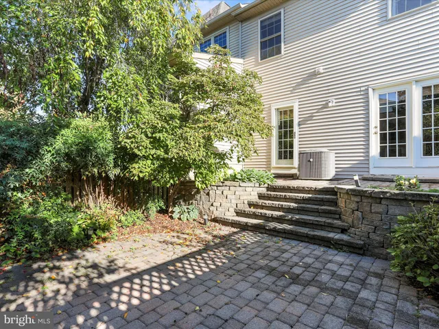 $439,900 | 2537 Waterside Drive, Frederick, MD 21701