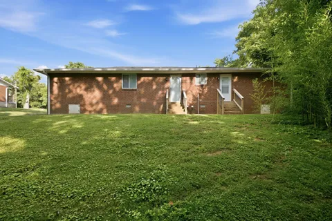 $495,000 | 425 Ezell Pike, Nashville, TN 37217
