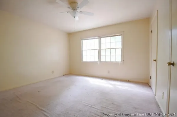 $900 | 629 Gables Drive, Fayetteville, NC 28301
