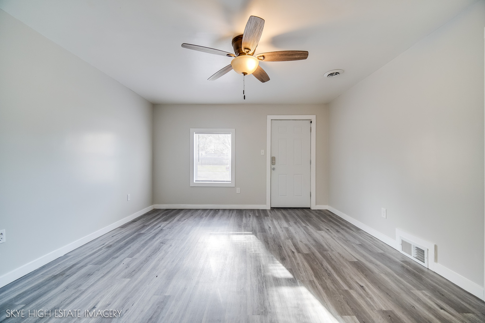 608 Fox Street Joliet, IL 60432 - Photo 9 of 11