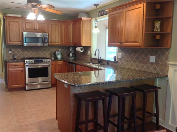 153 Maple Street Methuen, MA 01844 - Photo 4 of 30 Gallery Image 4