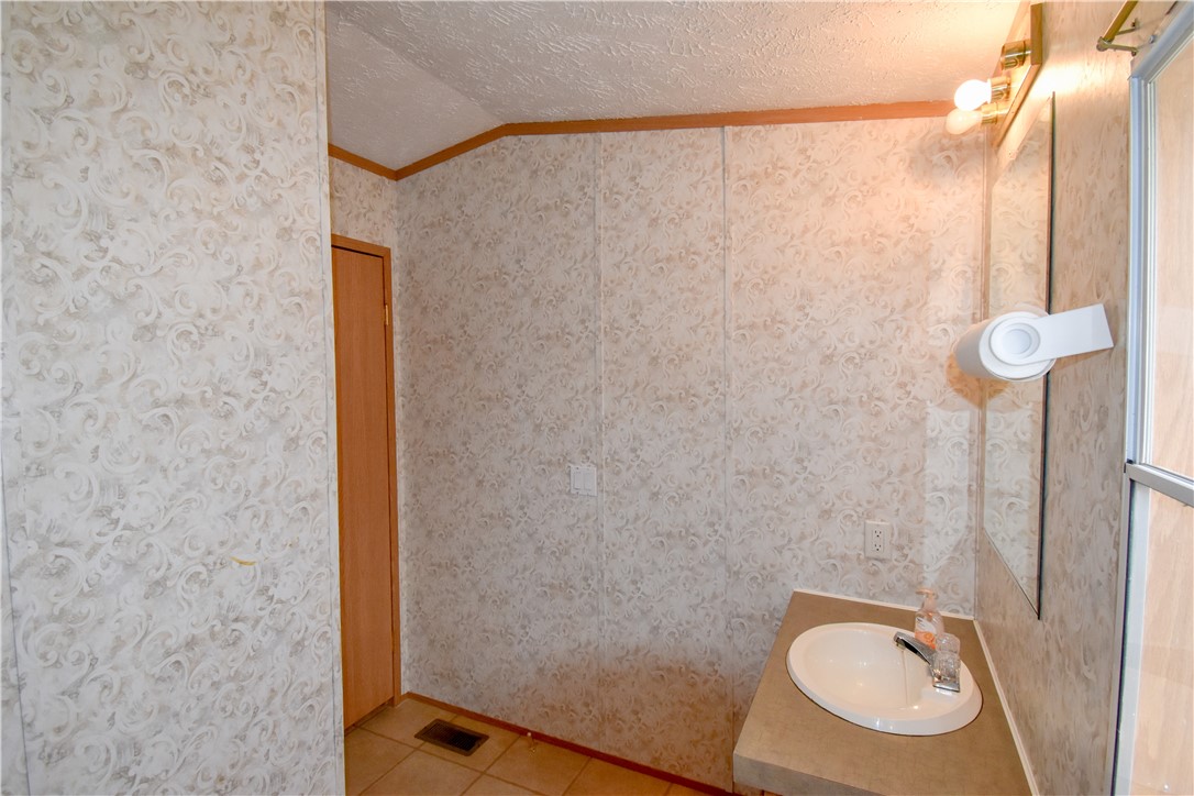 1196 County Road Phelps, NY 14532 - Photo 17 of 25