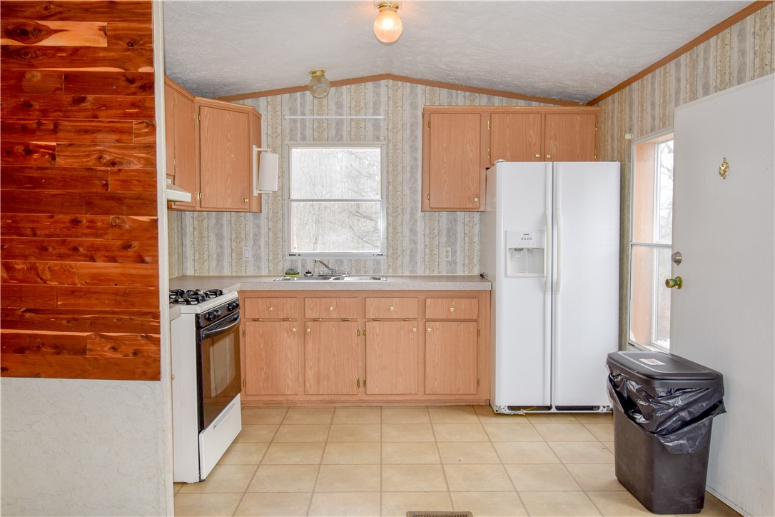 1196 County Road Phelps, NY 14532 - Photo 8 of 25