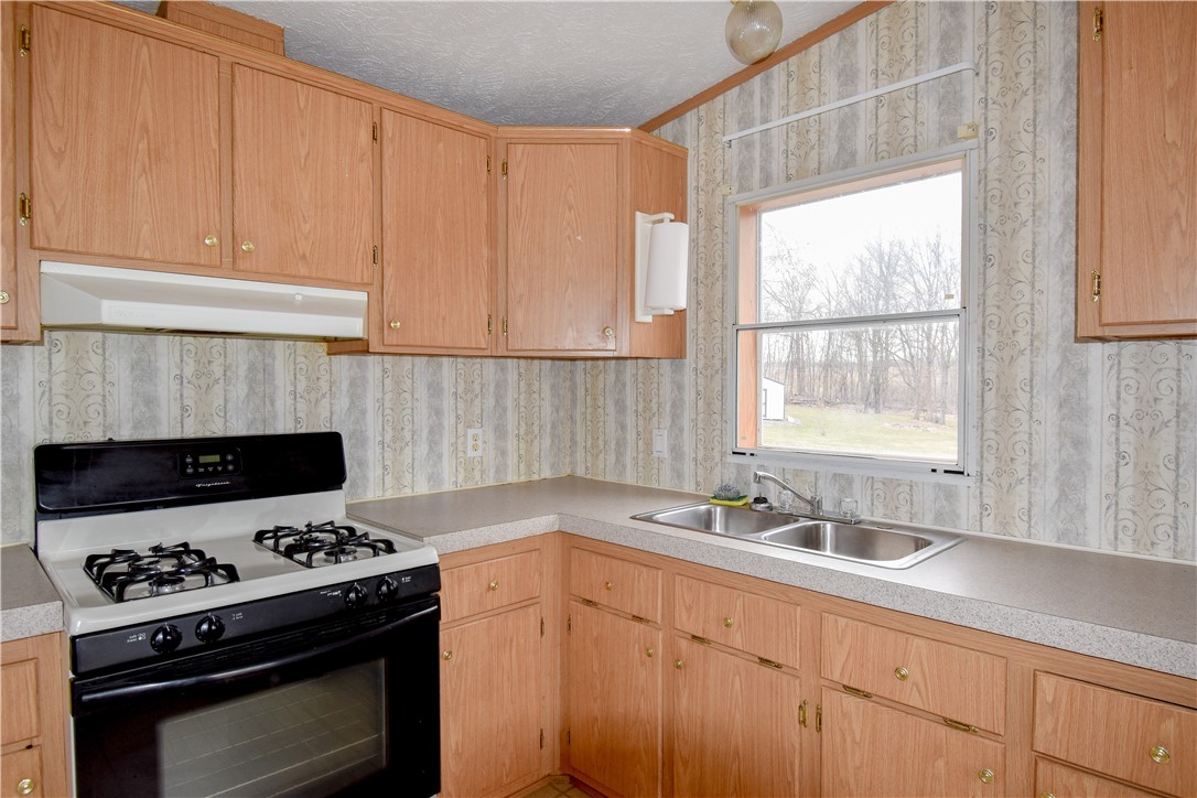 1196 County Road Phelps, NY 14532 - Photo 10 of 25