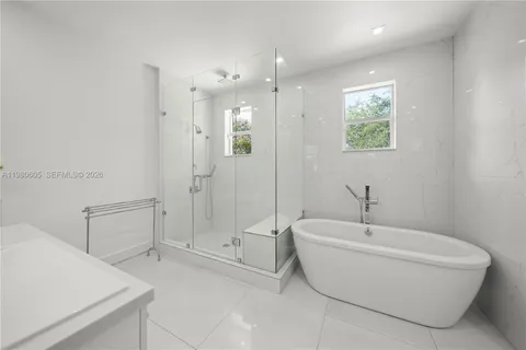 $4,200,000 | 5700 Southwest 86th Street, South Miami, FL 33143