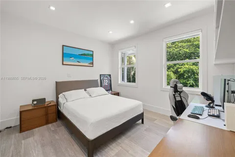 $4,200,000 | 5700 Southwest 86th Street, South Miami, FL 33143