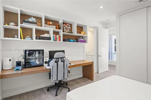 $4,200,000 | 5700 Southwest 86th Street, South Miami, FL 33143