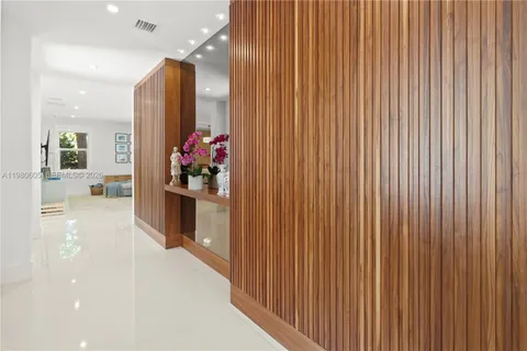 $4,200,000 | 5700 Southwest 86th Street, South Miami, FL 33143