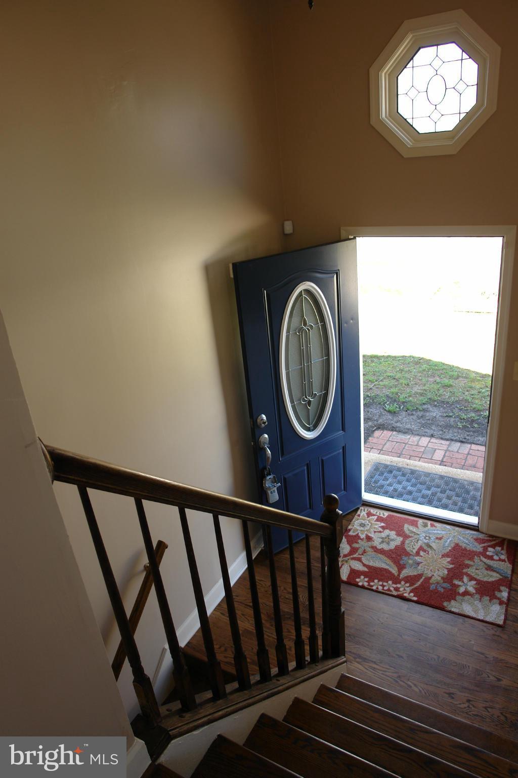 7949 East Shore Road Pasadena, MD 21122 - Photo 3 of 27 Interior (General)