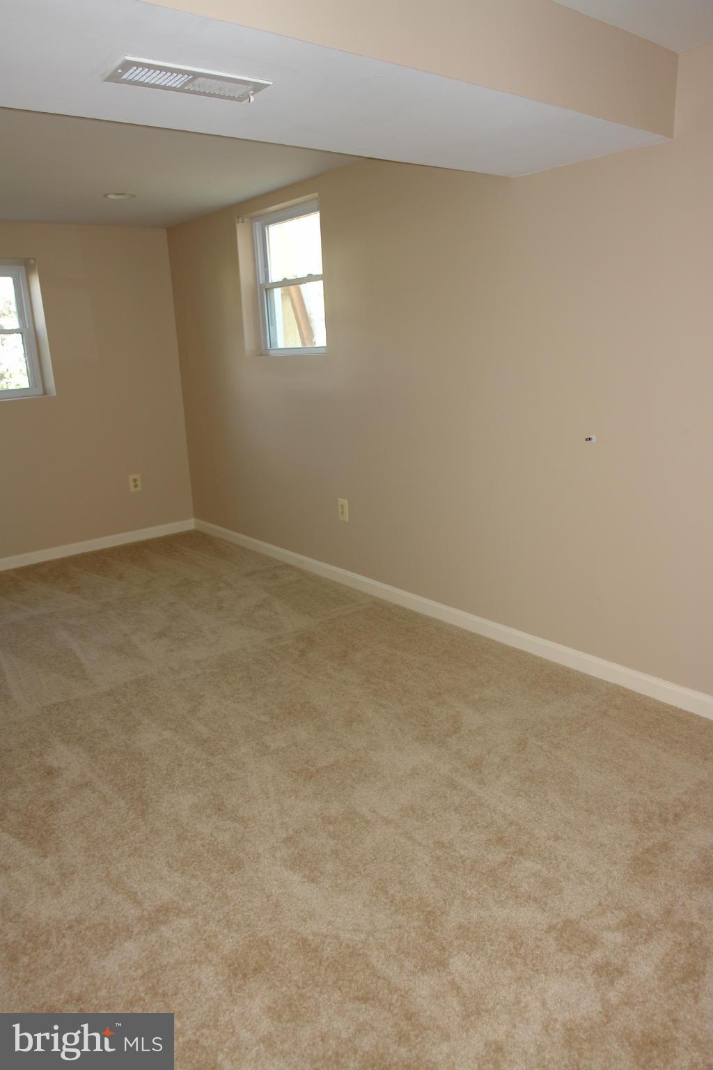 7949 East Shore Road Pasadena, MD 21122 - Photo 22 of 27 Basement