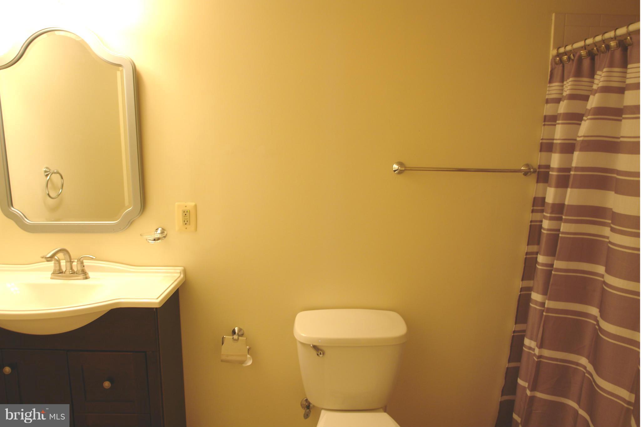 7949 East Shore Road Pasadena, MD 21122 - Photo 24 of 27 Bedroom