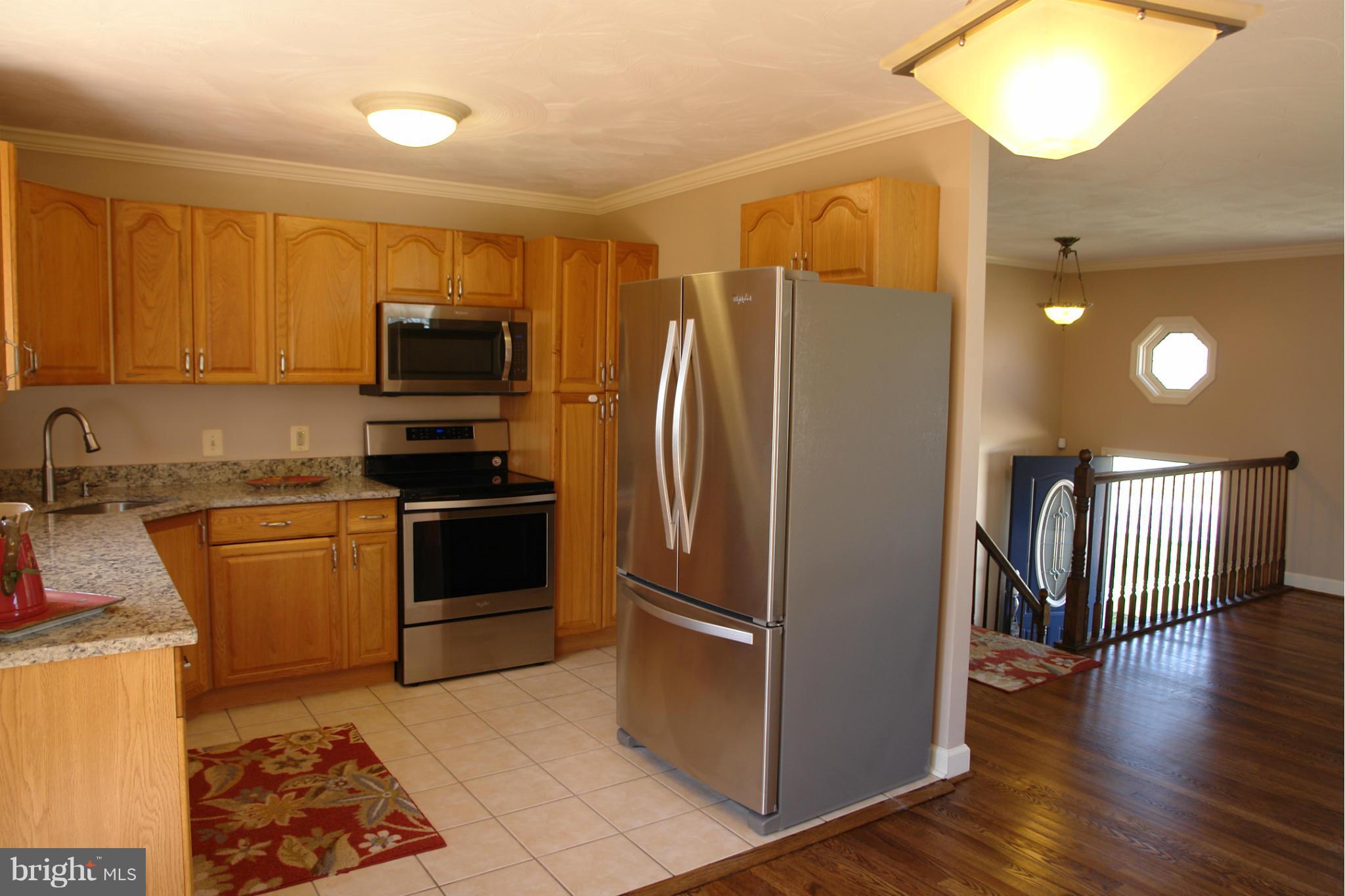 7949 East Shore Road Pasadena, MD 21122 - Photo 7 of 27 Kitchen