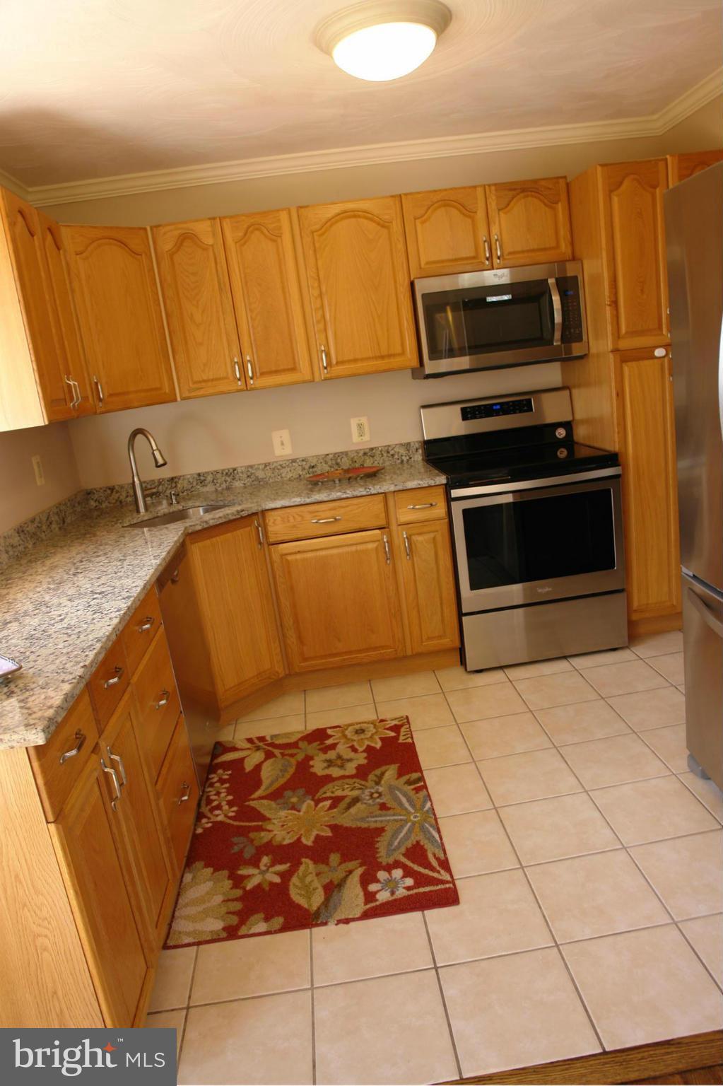 7949 East Shore Road Pasadena, MD 21122 - Photo 9 of 27 Kitchen