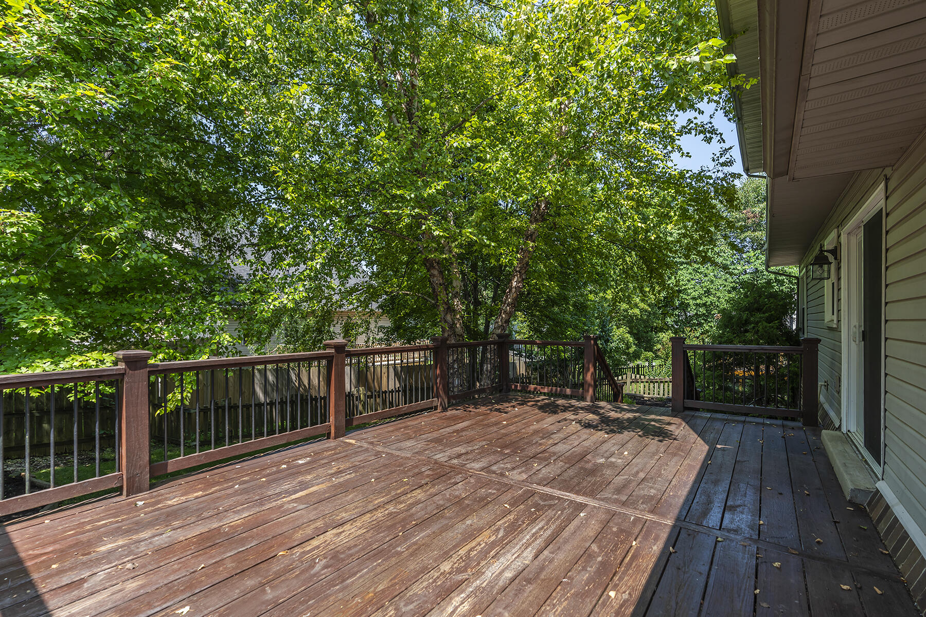 945 Tanbark Road Lexington, KY 40515 - Photo 27 of 31 945tanbark28 copy