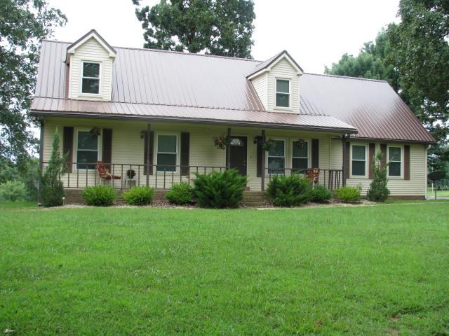 408 Murrell Road Dickson, TN 37055 - Photo 2 of 19 Front view and must go inside to appreciate.