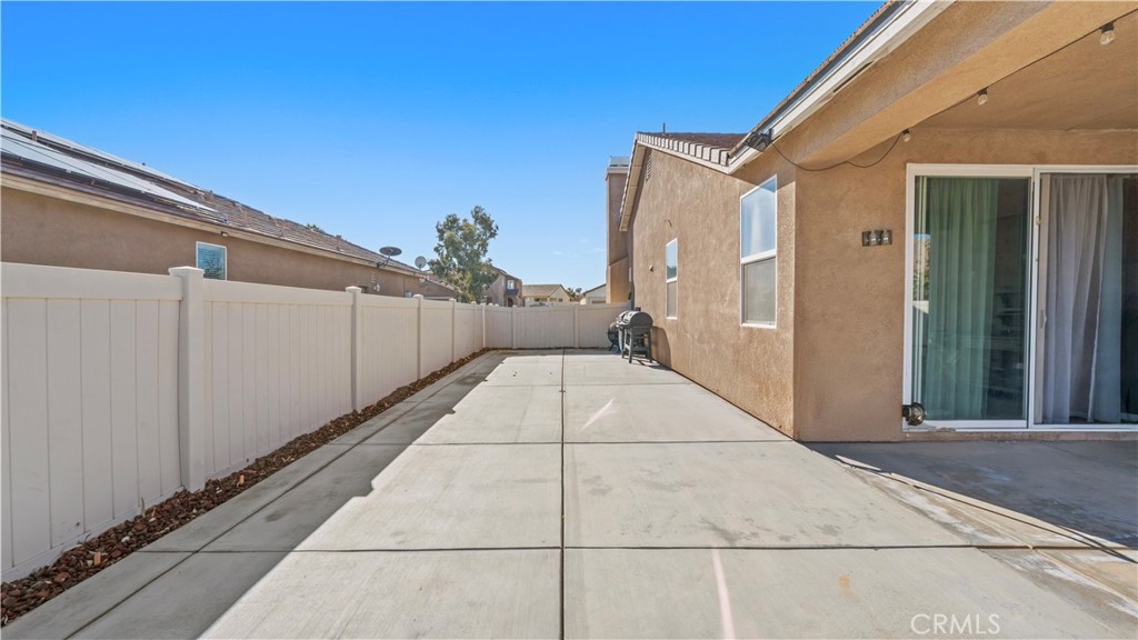 11780 Poppy Road Adelanto, CA 92301 - Photo 29 of 35