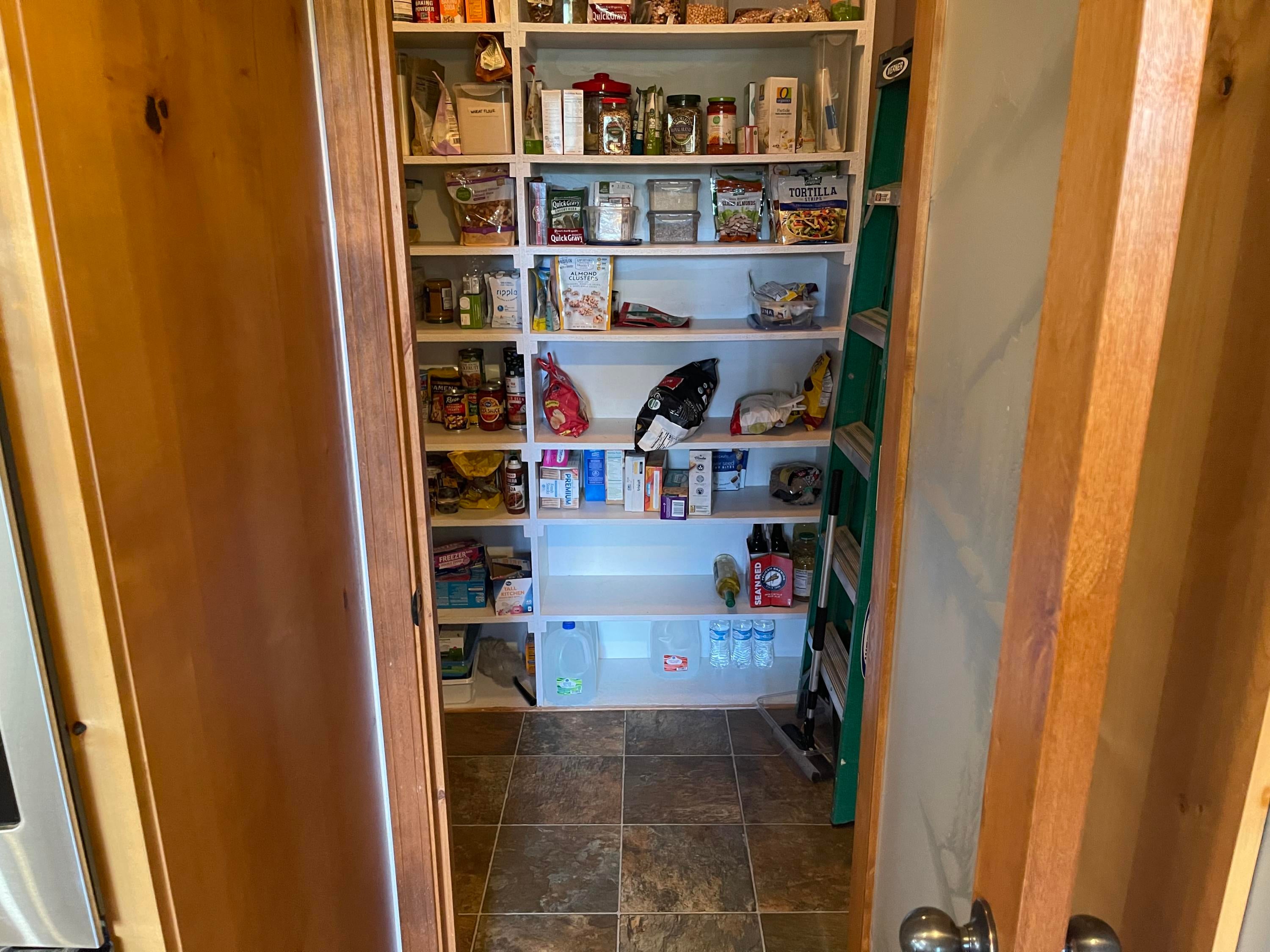 1440 Draper Valley Road Selma, OR 97538 - Photo 14 of 33 Pantry