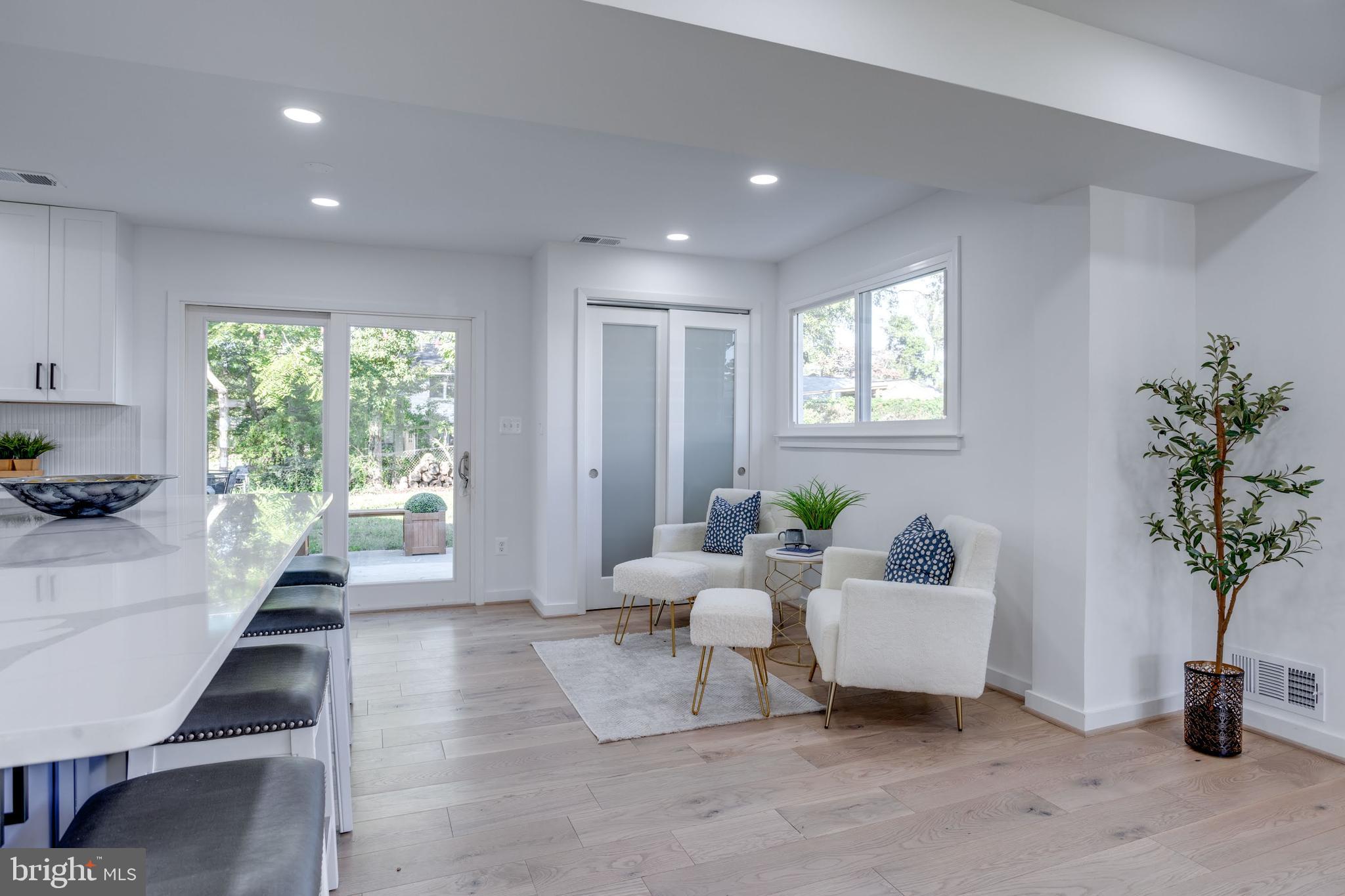 5416 Nutting Drive Springfield, VA 22151 - Photo 17 of 63