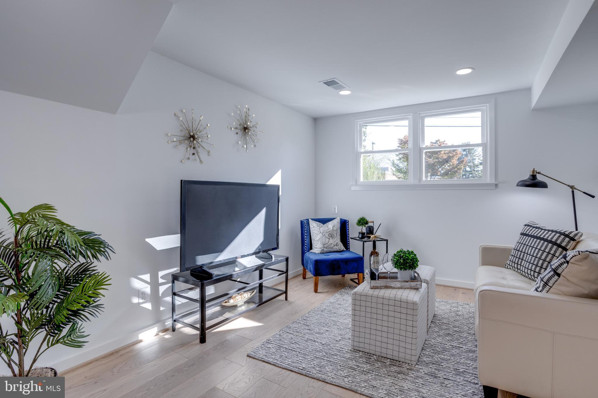 5416 Nutting Drive Springfield, VA 22151 - Photo 36 of 63