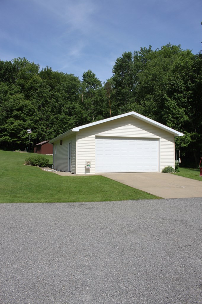 471 Blackhill Road Franklin, PA 16323 - Photo 6 of 19