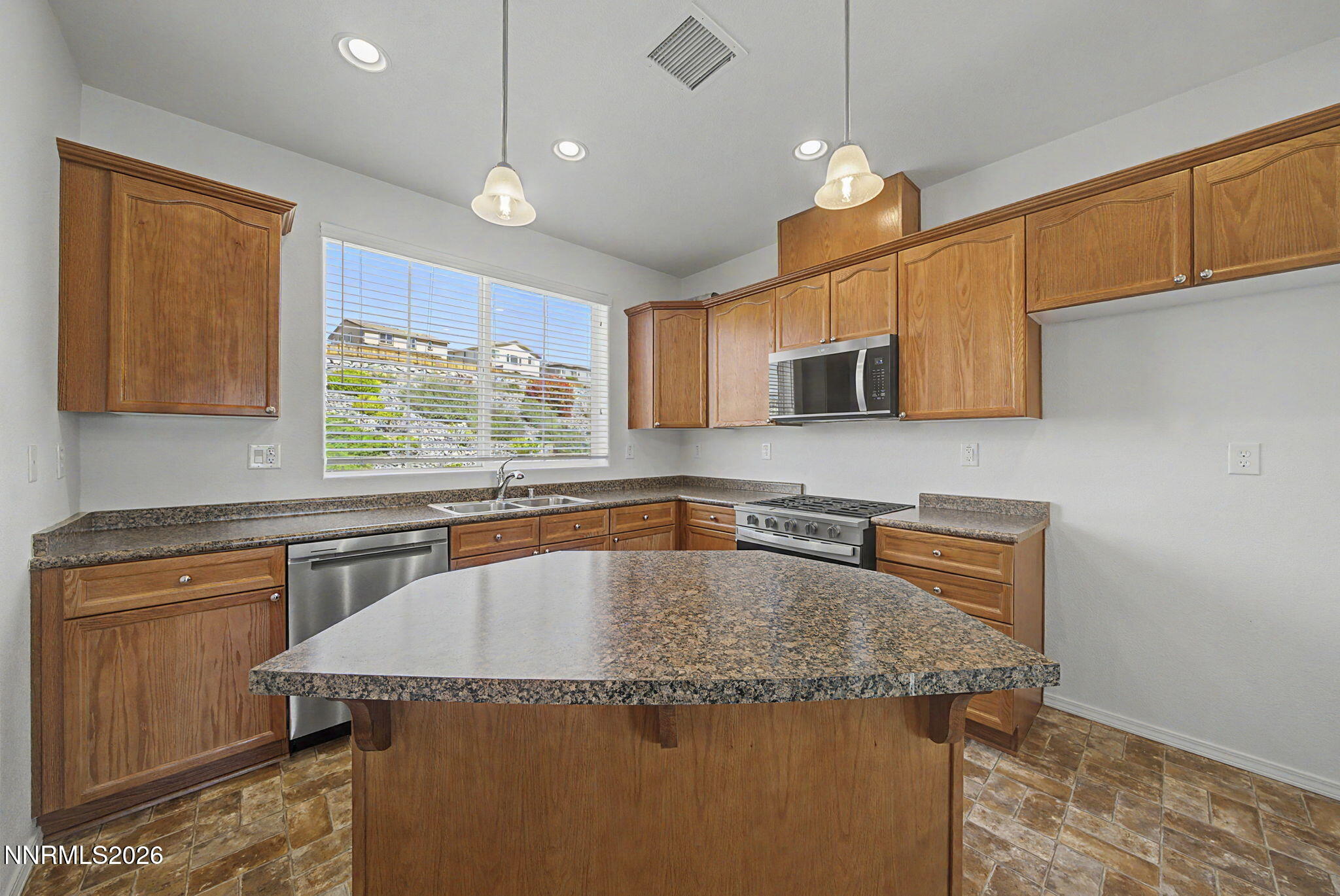 3102 Sterling Ridge Circle Sparks, NV 89431 - Photo 9 of 31 14-DSC01495-Edit