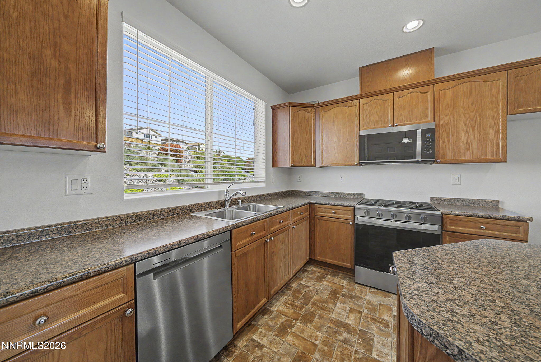 3102 Sterling Ridge Circle Sparks, NV 89431 - Photo 10 of 31 15-DSC01511-Edit