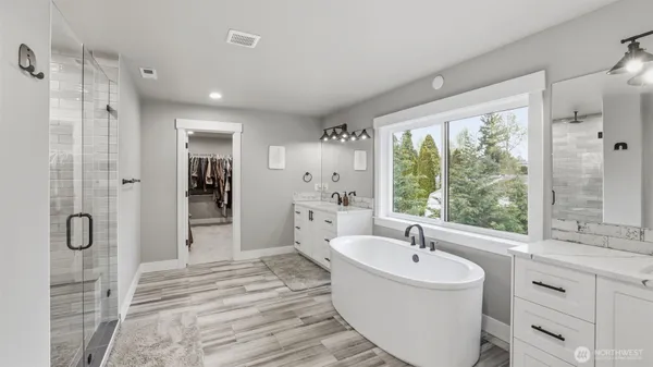 $1,299,999 | 26518 127th Avenue Southeast, Kent, WA 98030