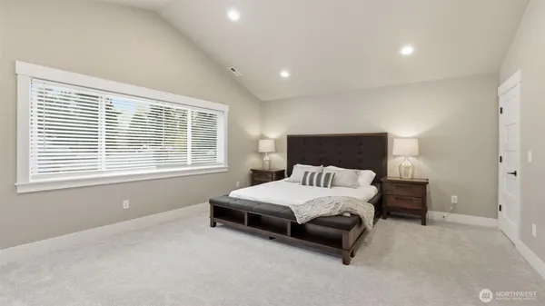 $1,299,999 | 26518 127th Avenue Southeast, Kent, WA 98030