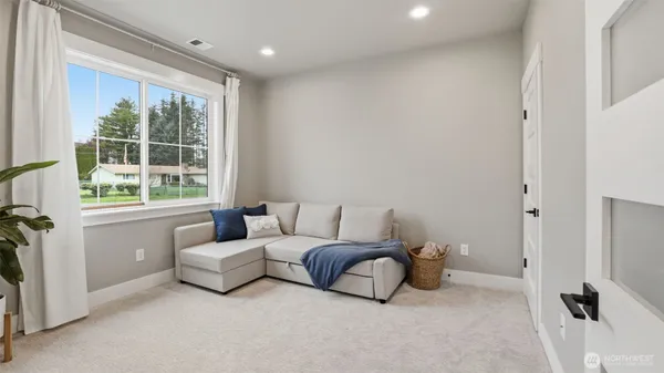 $1,299,999 | 26518 127th Avenue Southeast, Kent, WA 98030
