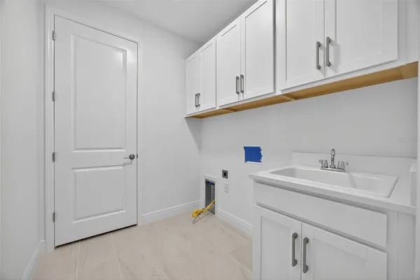 $2,900 | 7536 Nighthawk Drive, Sarasota, FL 34241