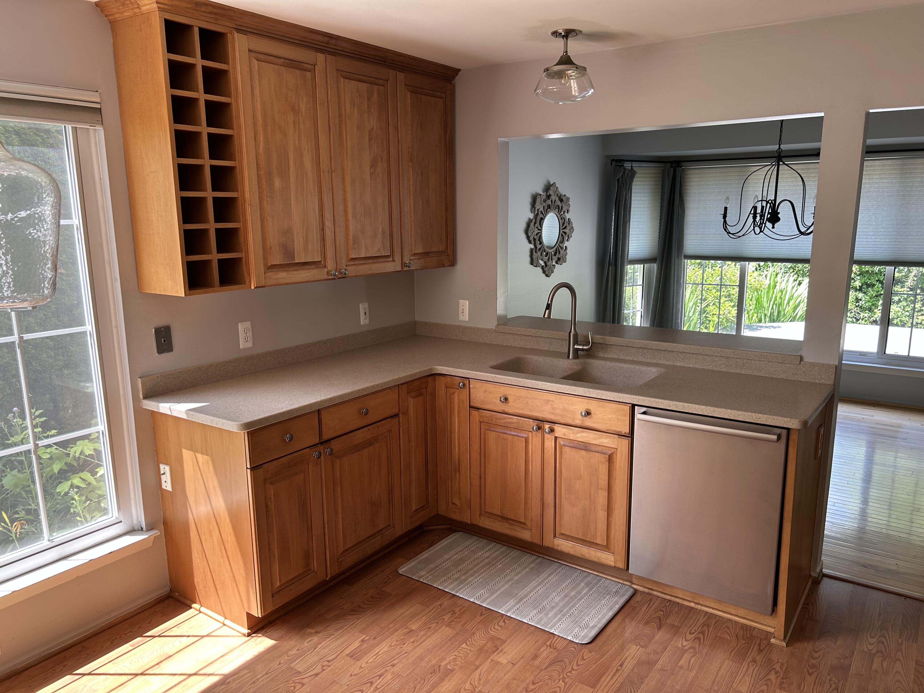 211 Whitney Drive Rochester Hills, MI 48307 - Photo 12 of 41 IMG_4521