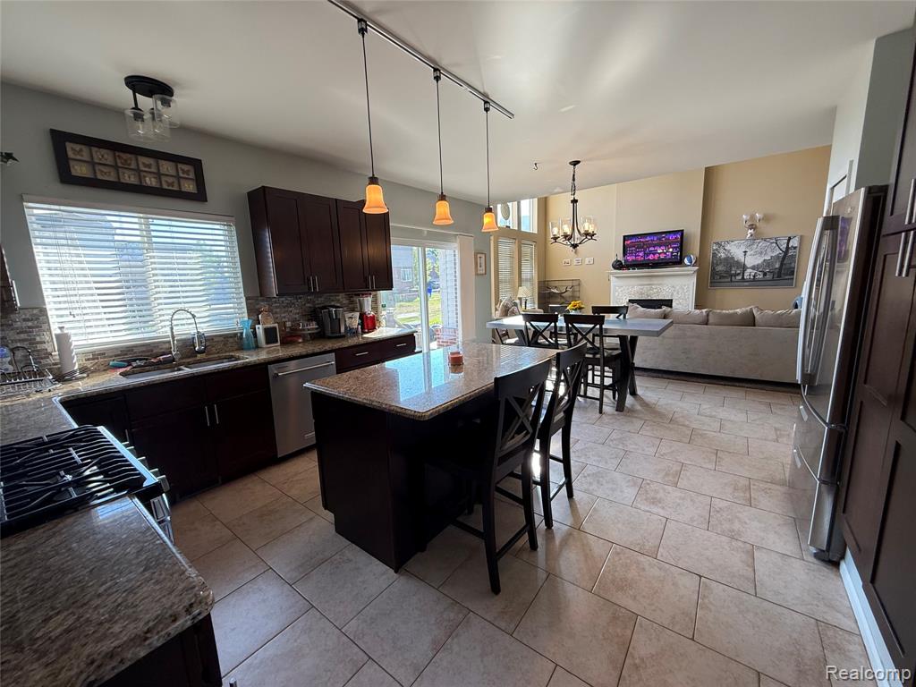5102 Ridge Lane Warren, MI 48092 - Photo 28 of 62 Gallery Image 28