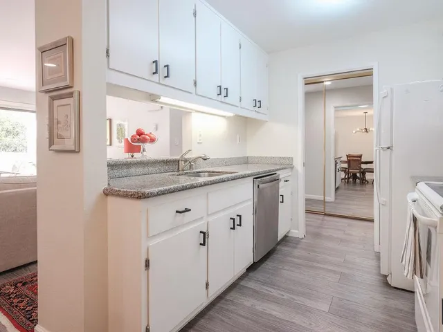 $599,000 | 3222 Glendora Drive, Unit 105, San Mateo, CA 94403